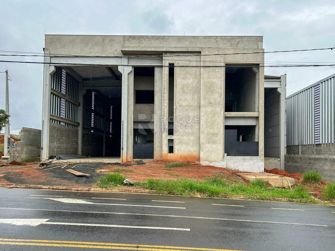 Barracão/Galpão para aluguel no bairro Condomínio Industrial Duas Barras: Fachada 