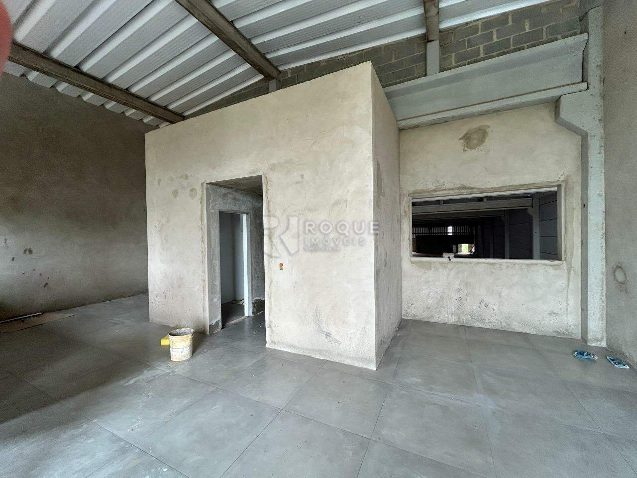 Barracão/Galpão para aluguel no bairro Condomínio Industrial Duas Barras: Sala segundo andar 