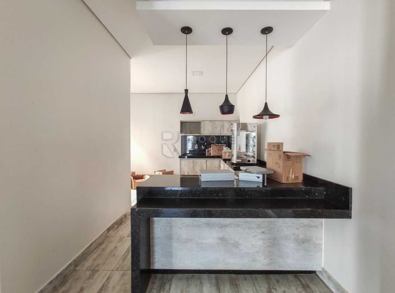 Casa em condomínio à venda no bairro Parque Residencial Roland: Cozinha 