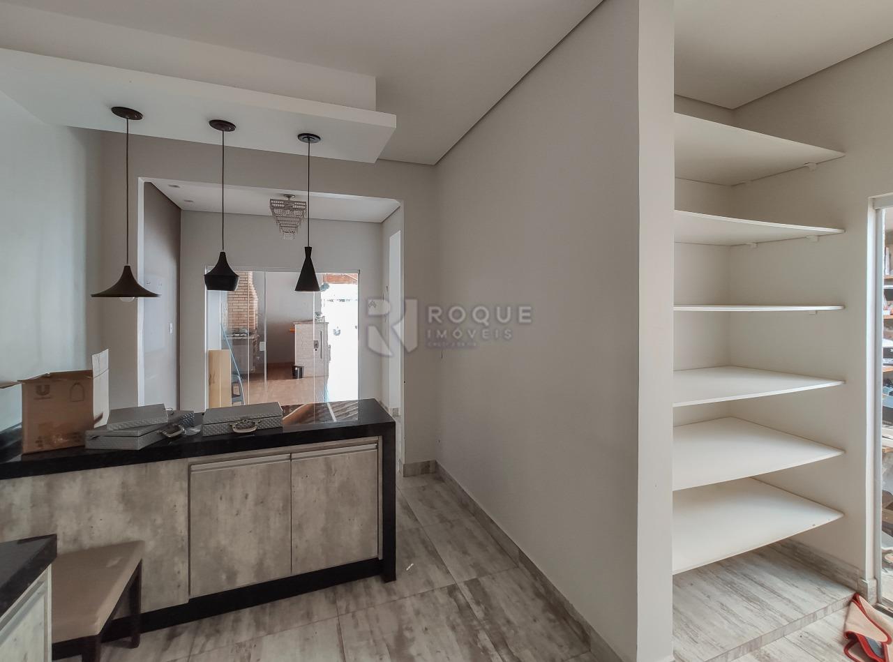 Casa em condomínio à venda no bairro Parque Residencial Roland: Cozinha 