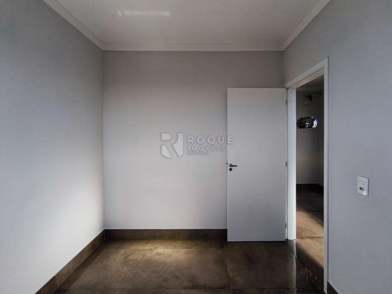 Apartamento à venda no bairro Vila Camargo: DORMITÓRIO