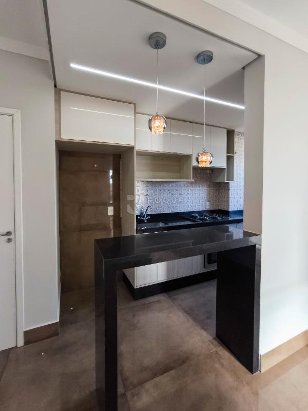 Apartamento à venda no bairro Vila Camargo: COZINHA