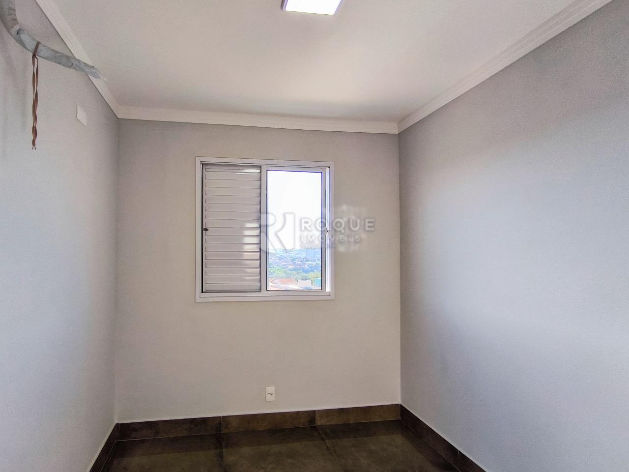 Apartamento à venda no bairro Vila Camargo: DORMITÓRIO