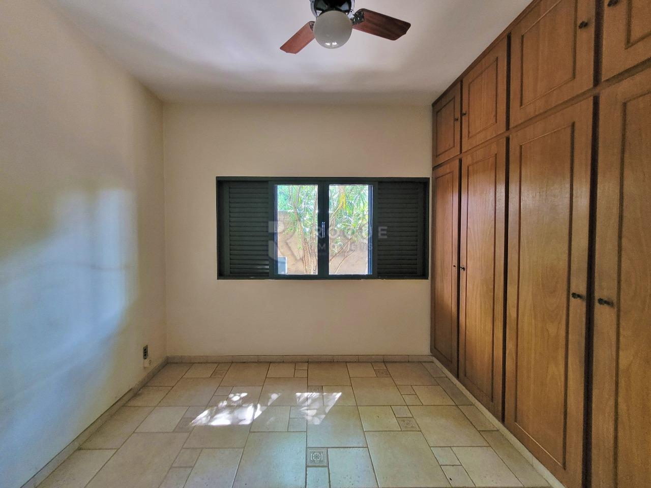 Casa em condomínio à venda no bairro Jardim Florença: SUÍTE MASTER