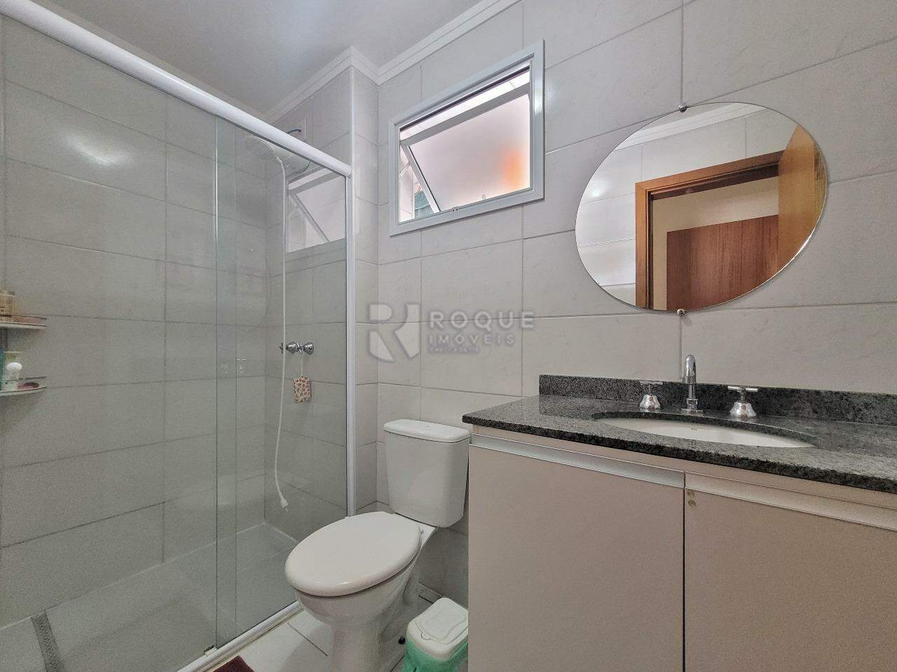 Apartamento à venda no bairro Centro: BANHEIRO SOCIAL