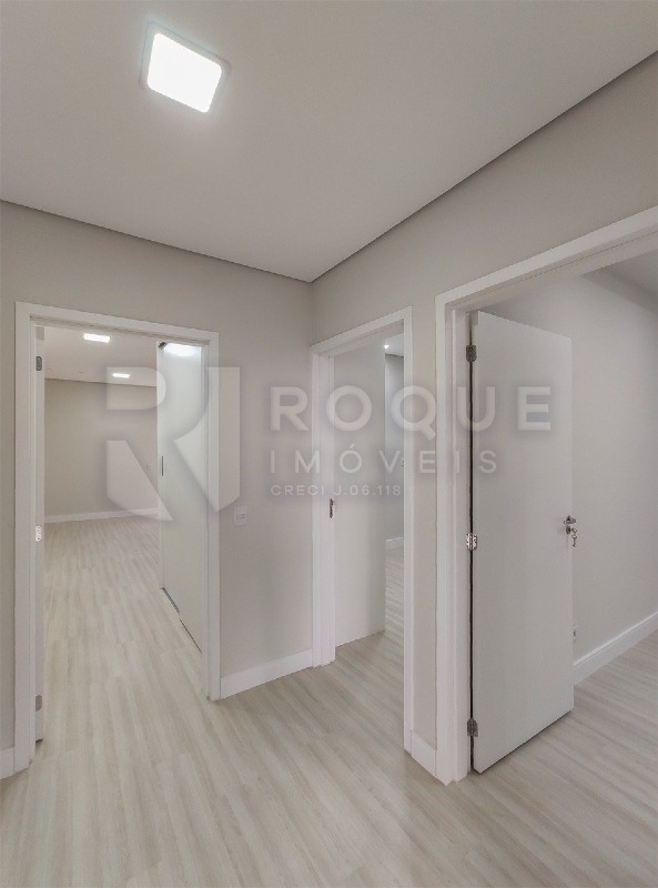 Apartamento à venda no bairro Jardim Florença: Hall