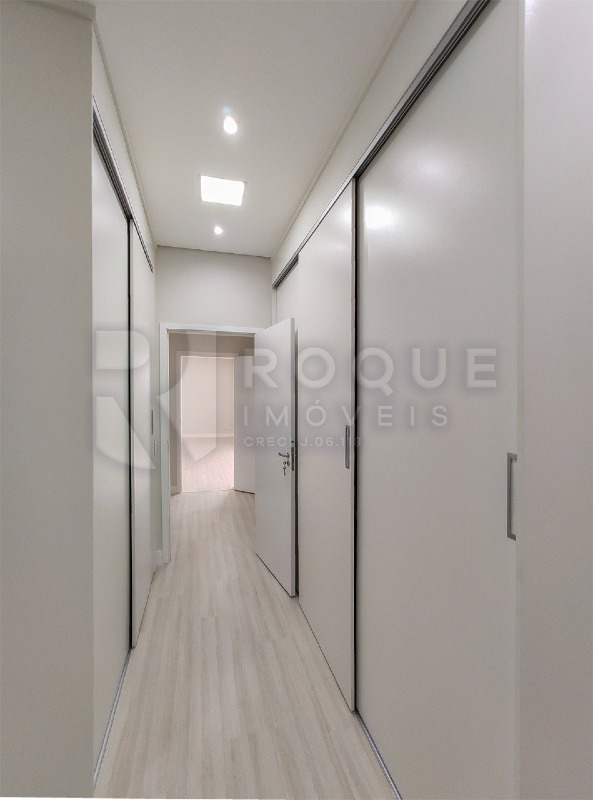 Apartamento à venda no bairro Jardim Florença: Acesso suíte master