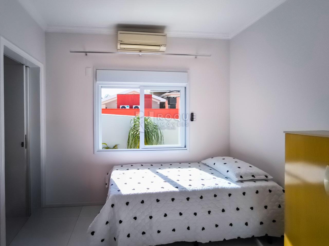 Casa em condomínio à venda no bairro Jardim Colinas de São João: SUÍTE 2