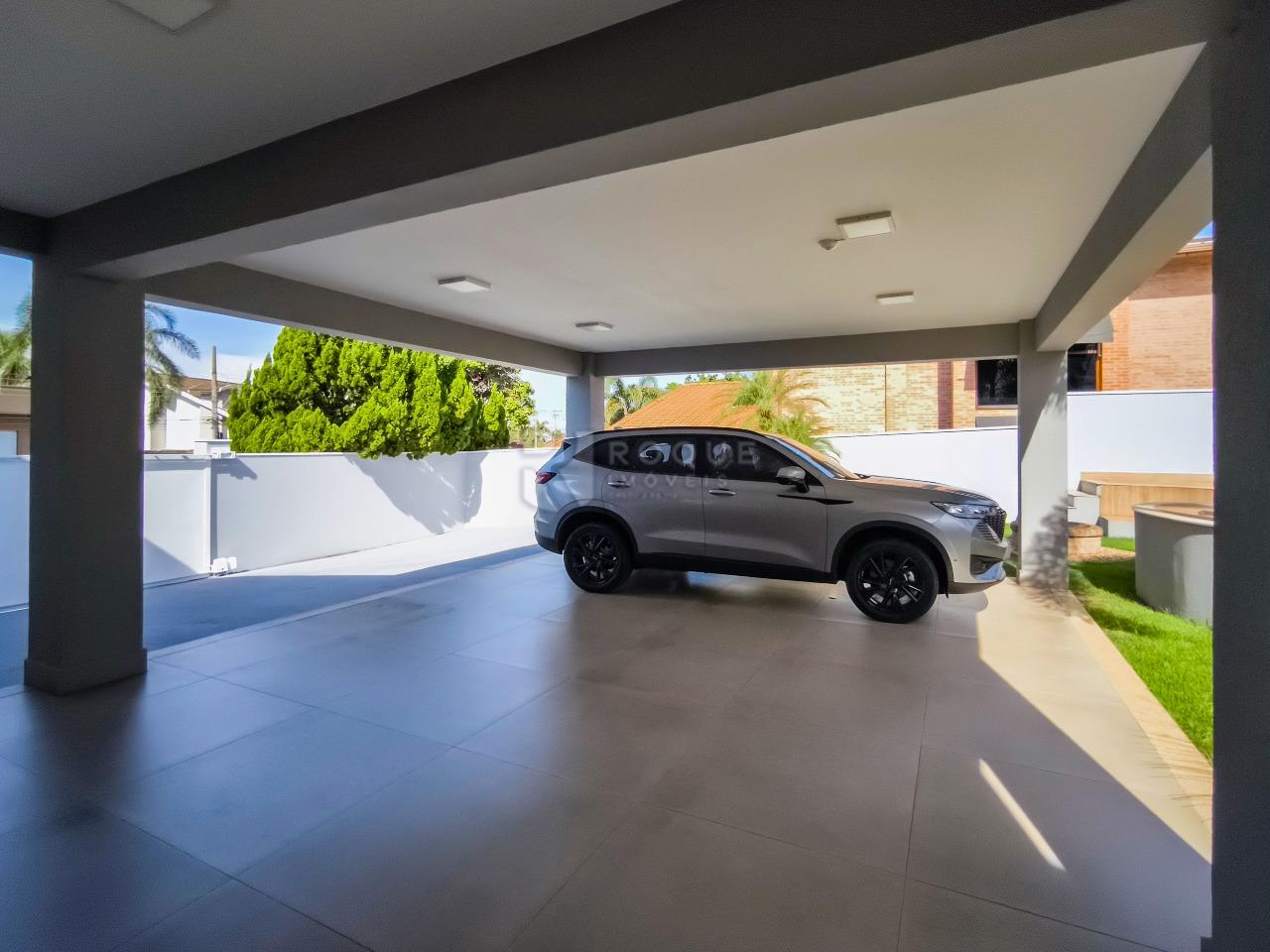 Casa em condomínio à venda no bairro Jardim Colinas de São João: GARAGEM