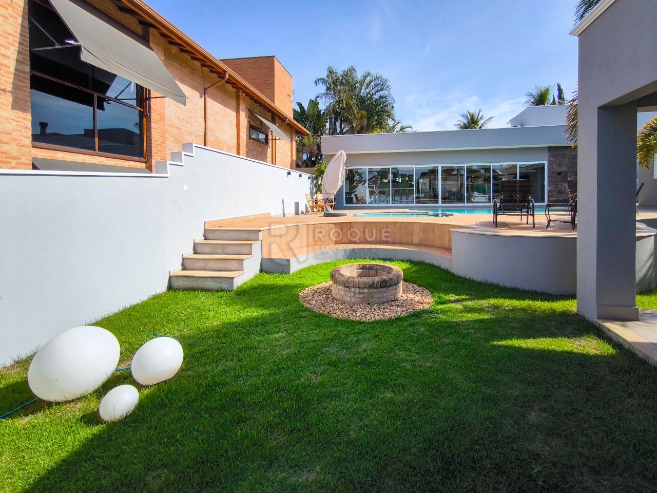 Casa em condomínio à venda no bairro Jardim Colinas de São João: FIREPLACE