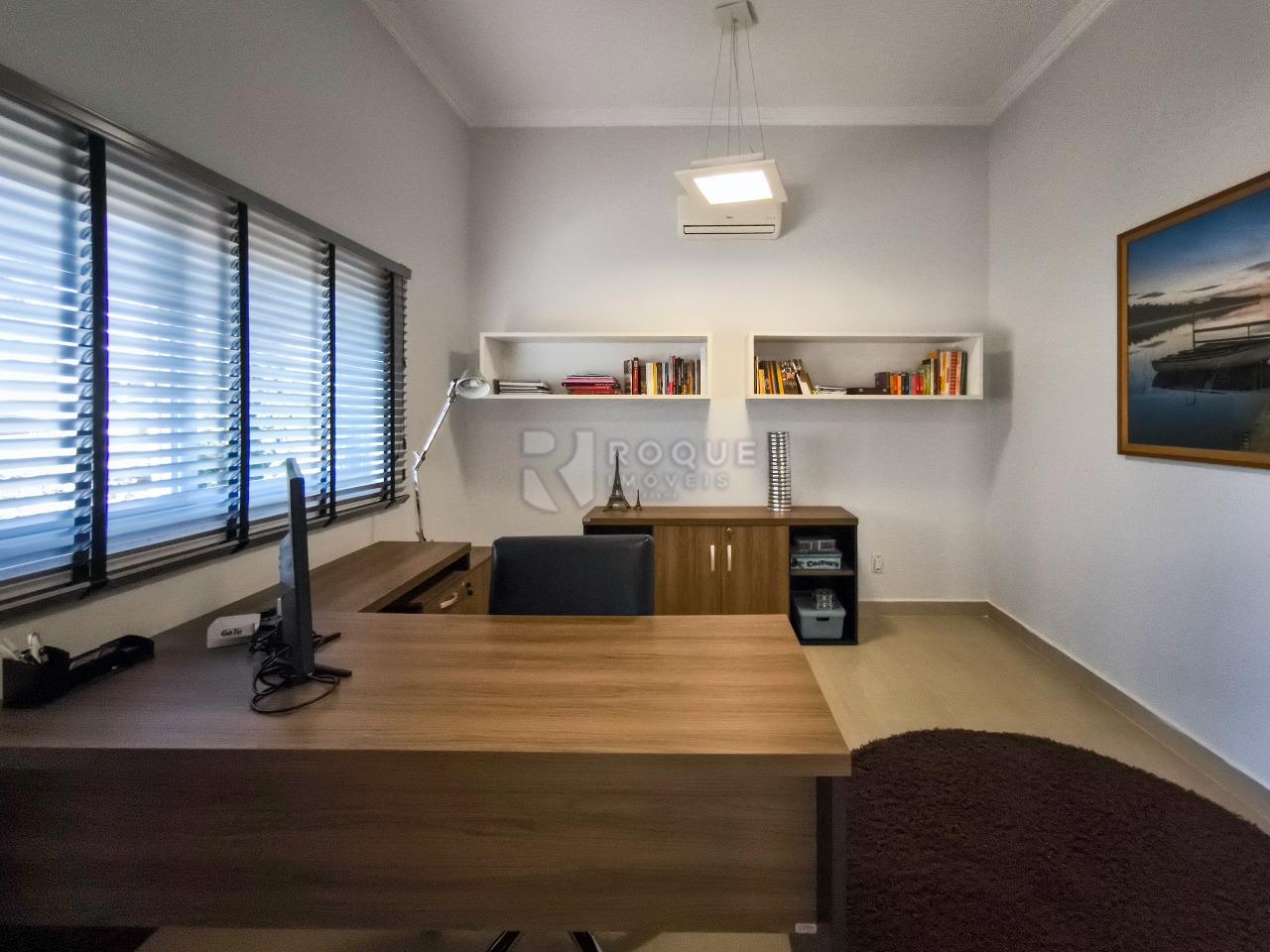 Casa em condomínio à venda no bairro Jardim Colinas de São João: ESCRITÓRIO