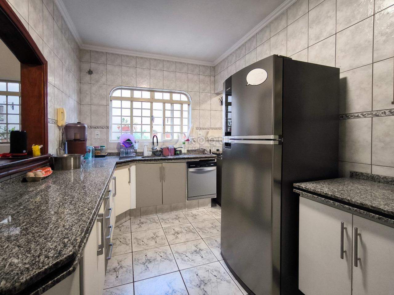 Casa Residencial à venda no bairro Parque Residencial Stahlberg: COZINHA