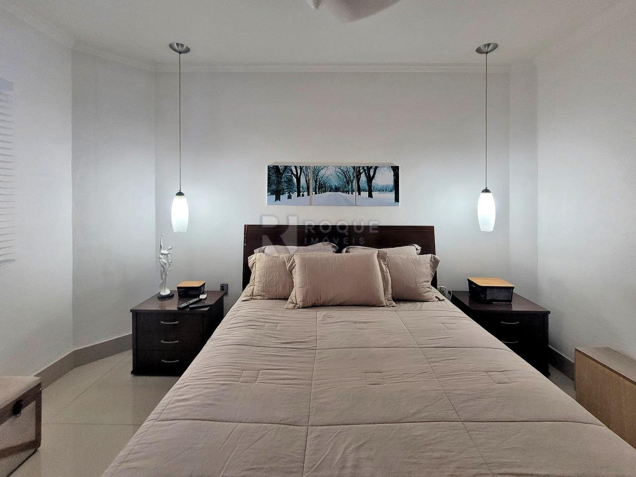 Casa Residencial à venda no bairro Parque Residencial Abílio Pedro: SUÍTE