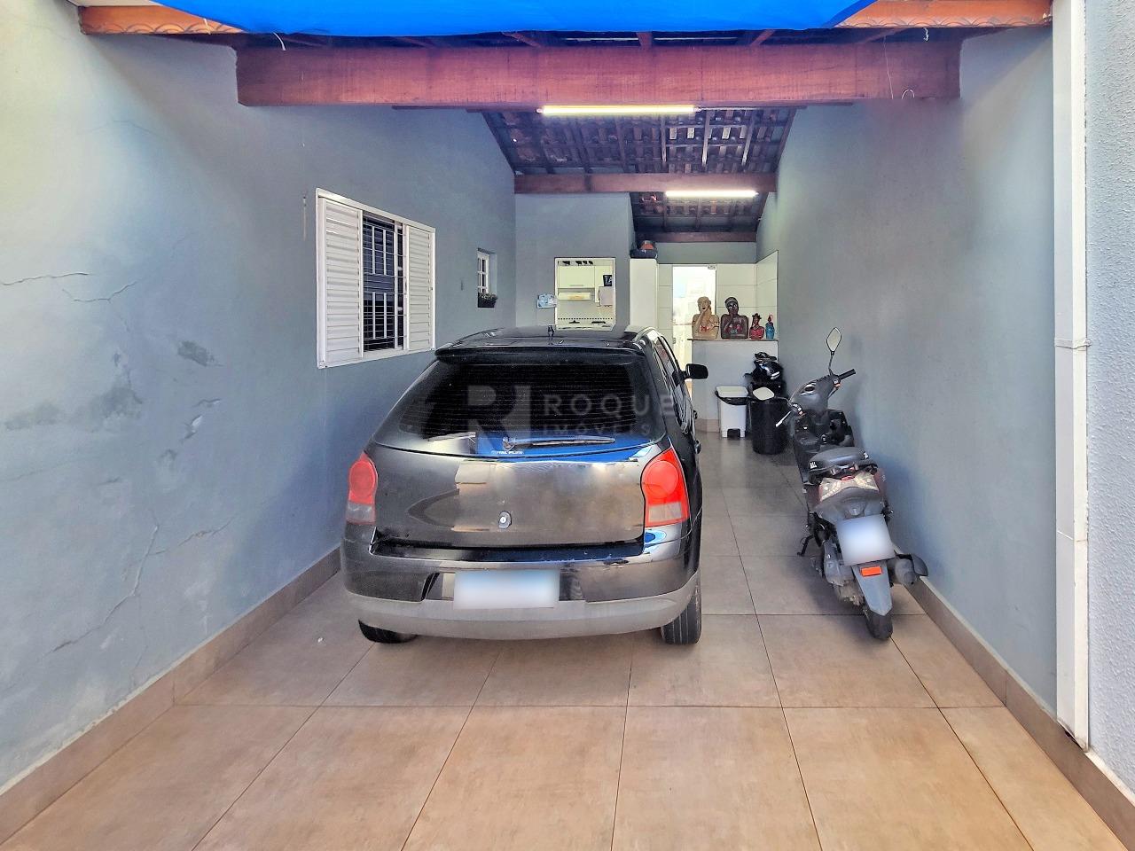 Casa Residencial à venda no bairro Parque Residencial Abílio Pedro: GARAGEM