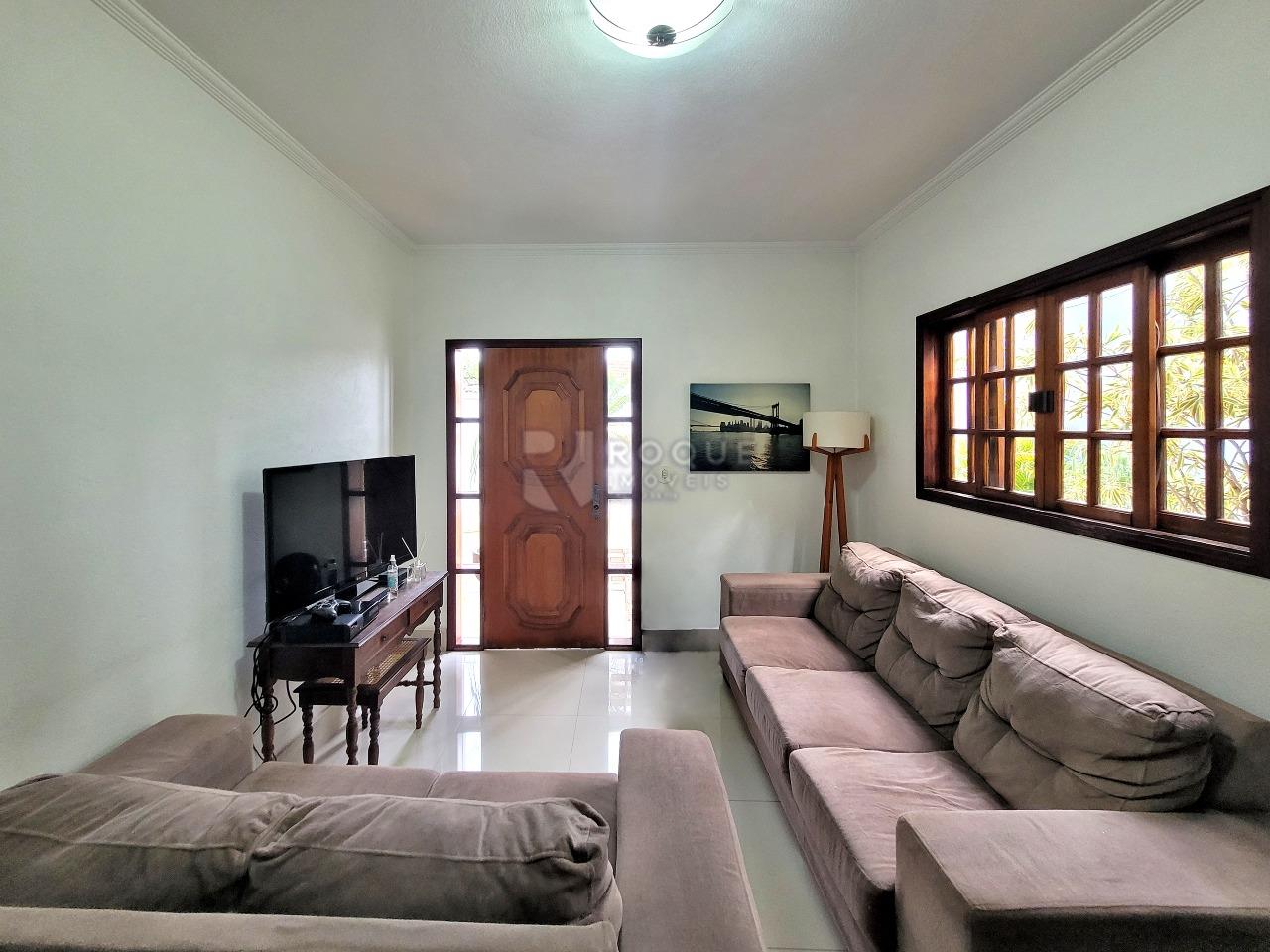 Casa Residencial à venda no bairro Parque Residencial Abílio Pedro: SALA