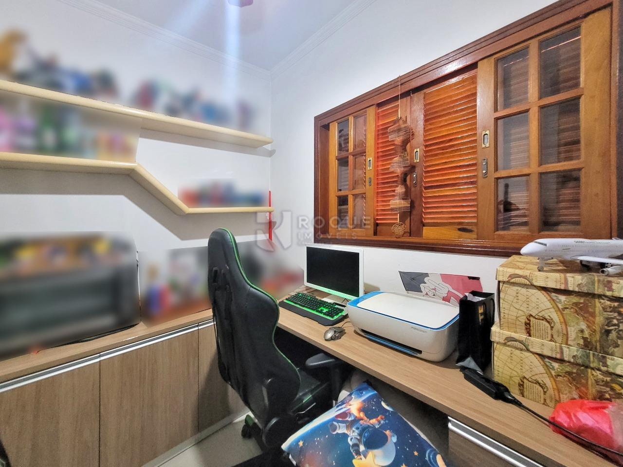 Casa Residencial à venda no bairro Parque Residencial Abílio Pedro: DORMITÓRIO 1