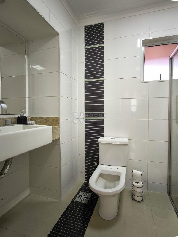 Casa em condomínio à venda no bairro Residencial Villa do Sol: BANHEIRO SOCIAL