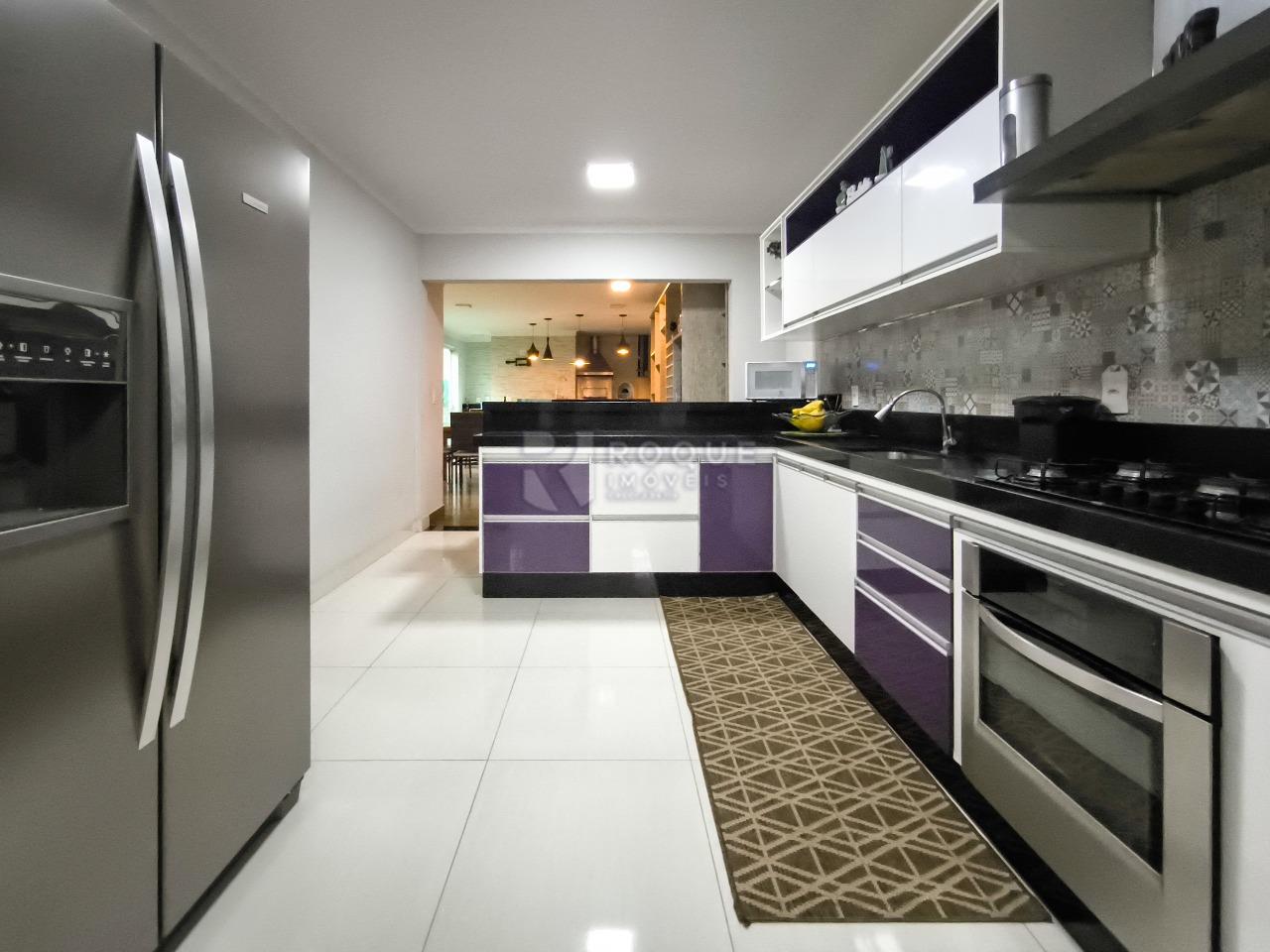 Casa em condomínio à venda no bairro Residencial Villa do Sol: COZINHA