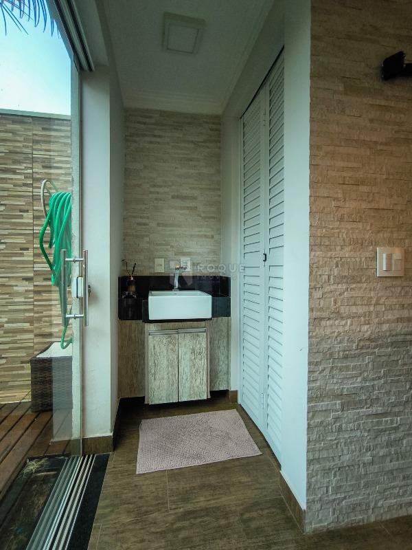 Casa em condomínio à venda no bairro Residencial Villa do Sol: LAVABO ÁREA GOURMET