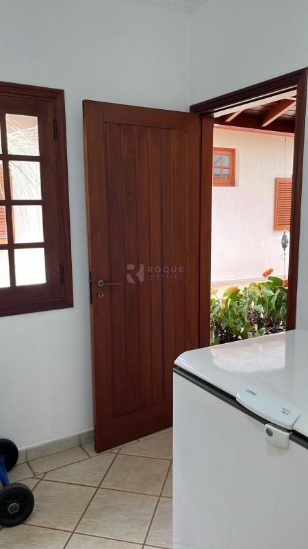 Casa em condomínio à venda no bairro Jardim Residencial Monsenhor Rossi: 