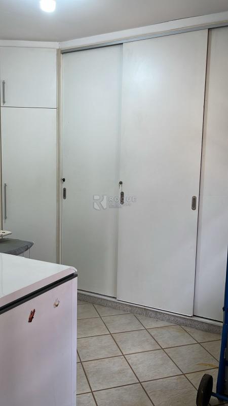 Casa em condomínio à venda no bairro Jardim Residencial Monsenhor Rossi: 