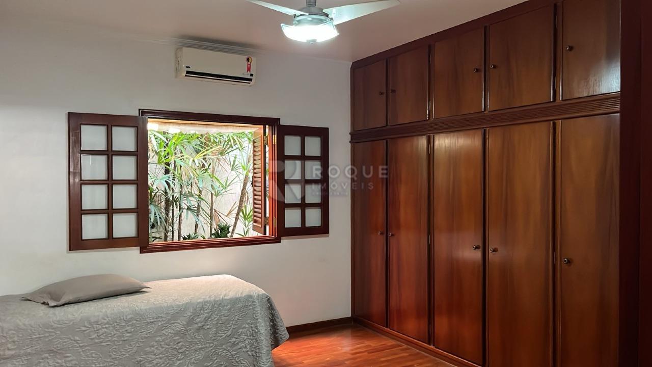 Casa em condomínio à venda no bairro Jardim Residencial Monsenhor Rossi: 