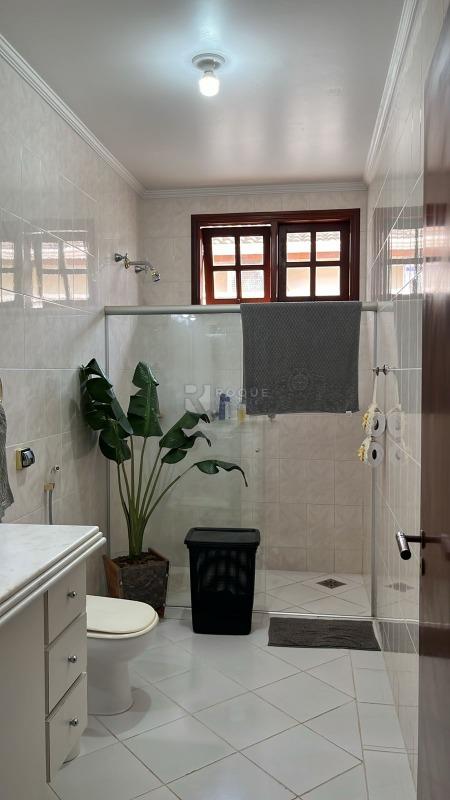 Casa em condomínio à venda no bairro Jardim Residencial Monsenhor Rossi: 