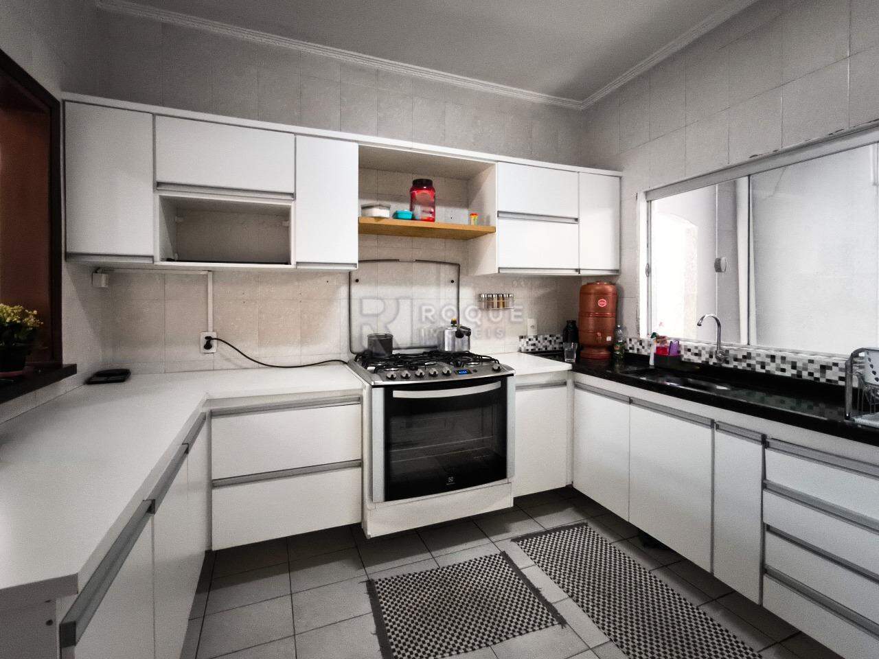 Casa Residencial à venda no bairro Jardim Parque Novo Mundo: COZINHA