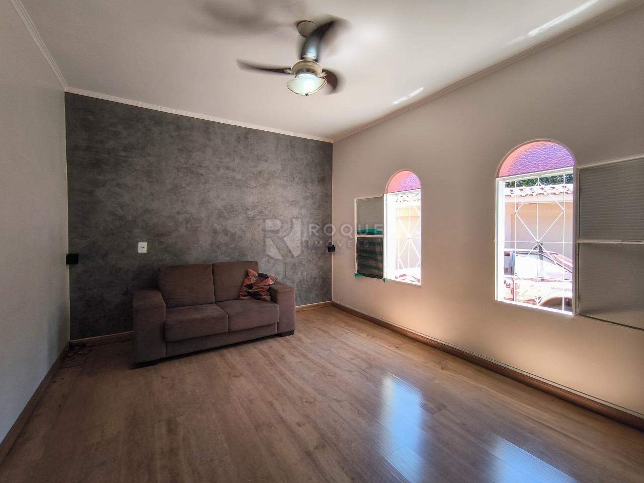 Casa Residencial à venda no bairro Jardim Parque Novo Mundo: SALA DE ESTAR