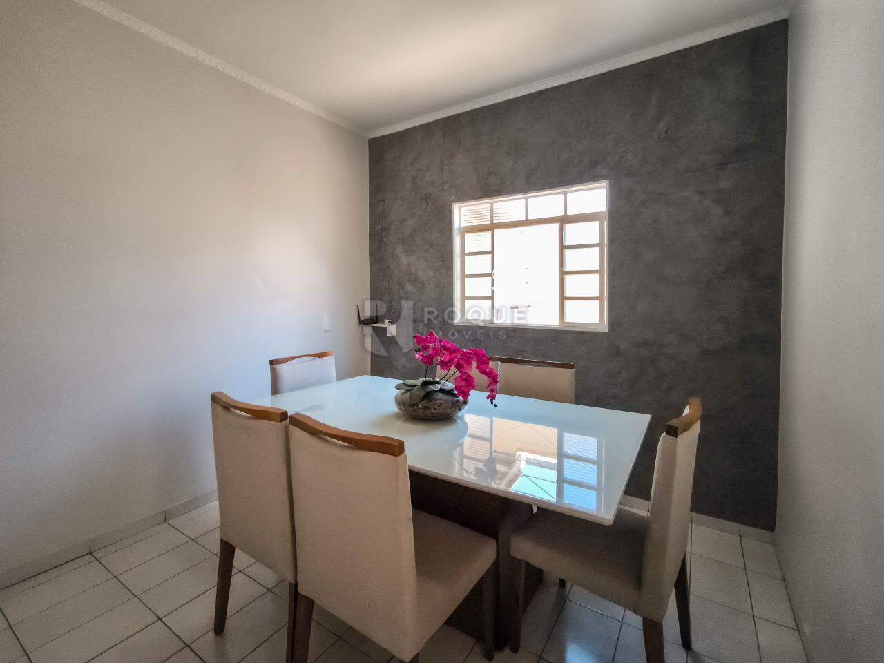 Casa Residencial à venda no bairro Jardim Parque Novo Mundo: SALA DE JANTAR