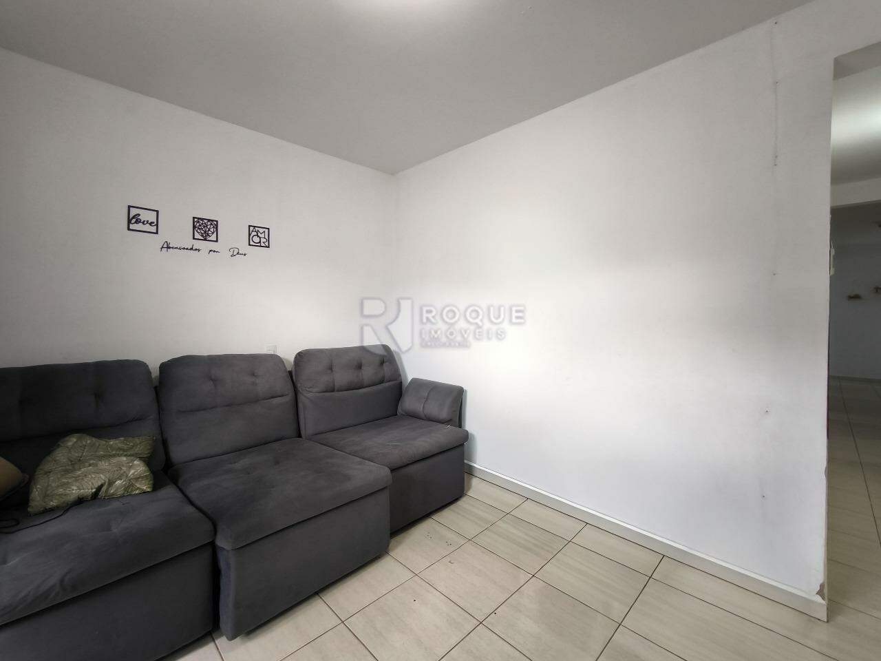 Casa Residencial à venda no bairro Jardim Residencial Graminha II: SALA DE ESTAR