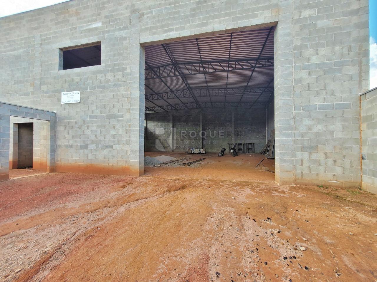 Barracão/Galpão à venda no bairro Residencial Chácara São José: FRENTE