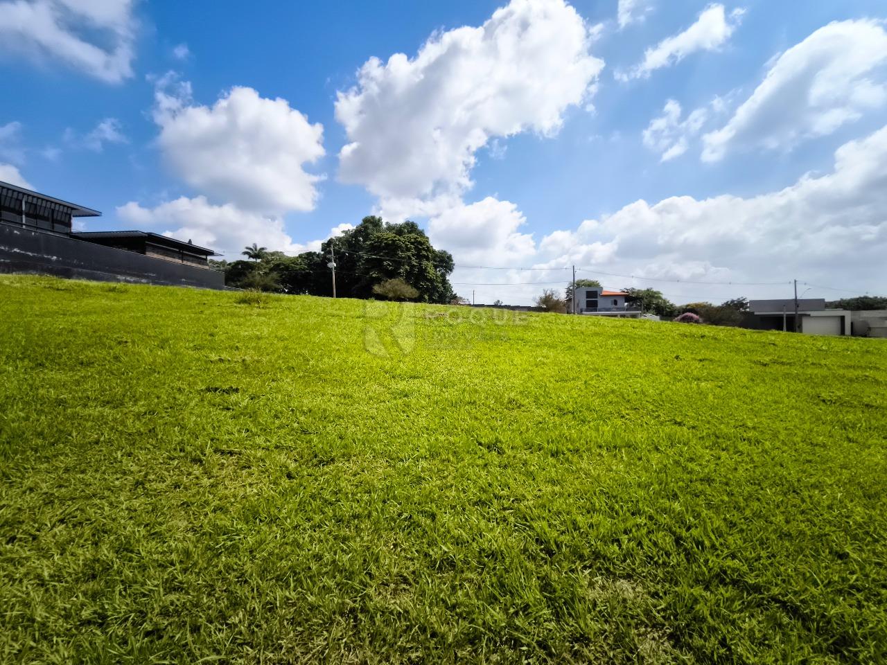 Terreno em condomínio à venda no bairro Residencial Florisa: 