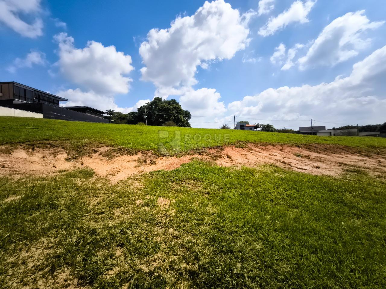 Terreno em condomínio à venda no bairro Residencial Florisa: 