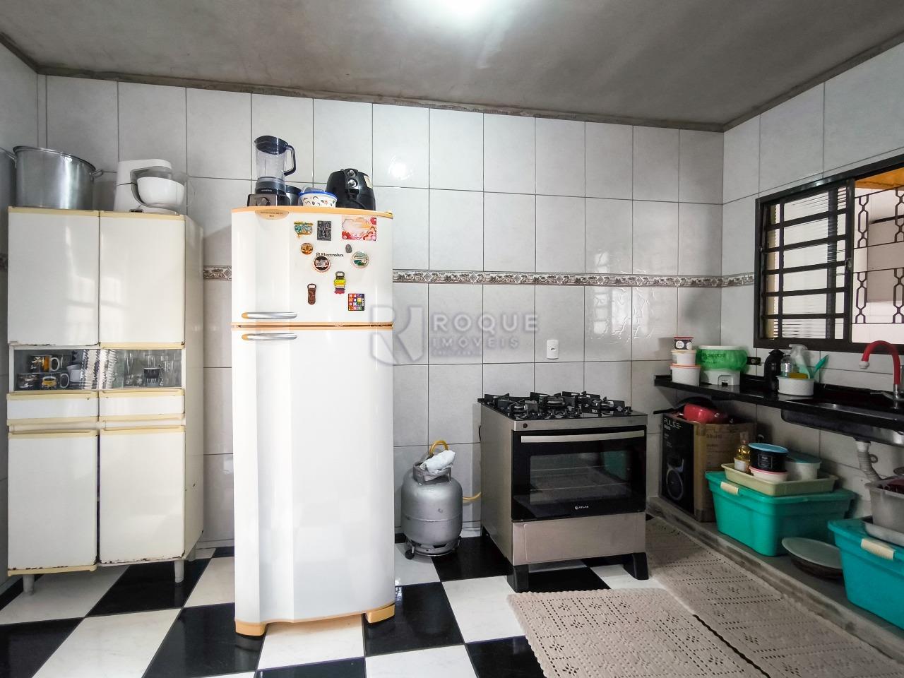 Casa Residencial à venda no bairro Jardim Planalto: COZINHA