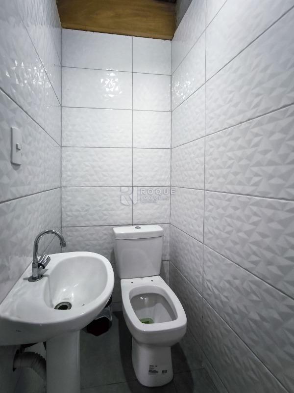 Casa Residencial à venda no bairro Jardim Planalto: BANHEIRO EXTERNO