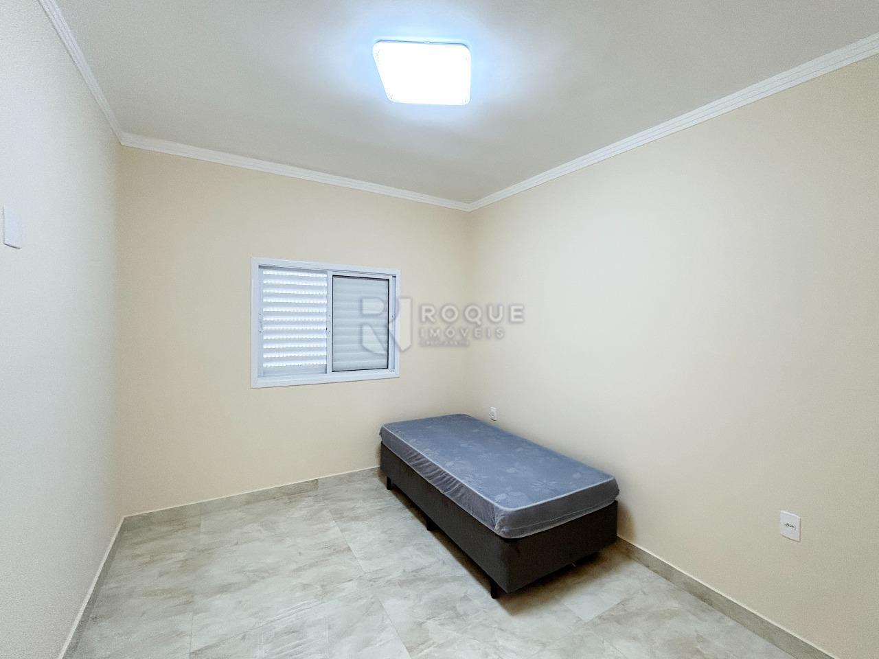 Apartamento para aluguel no bairro Jardim Santa Adélia: Dormitório 2