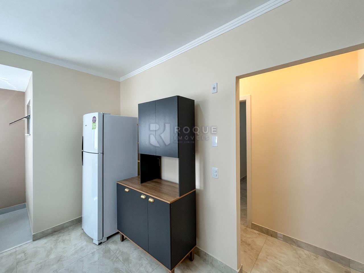 Apartamento para aluguel no bairro Jardim Santa Adélia: Cozinha