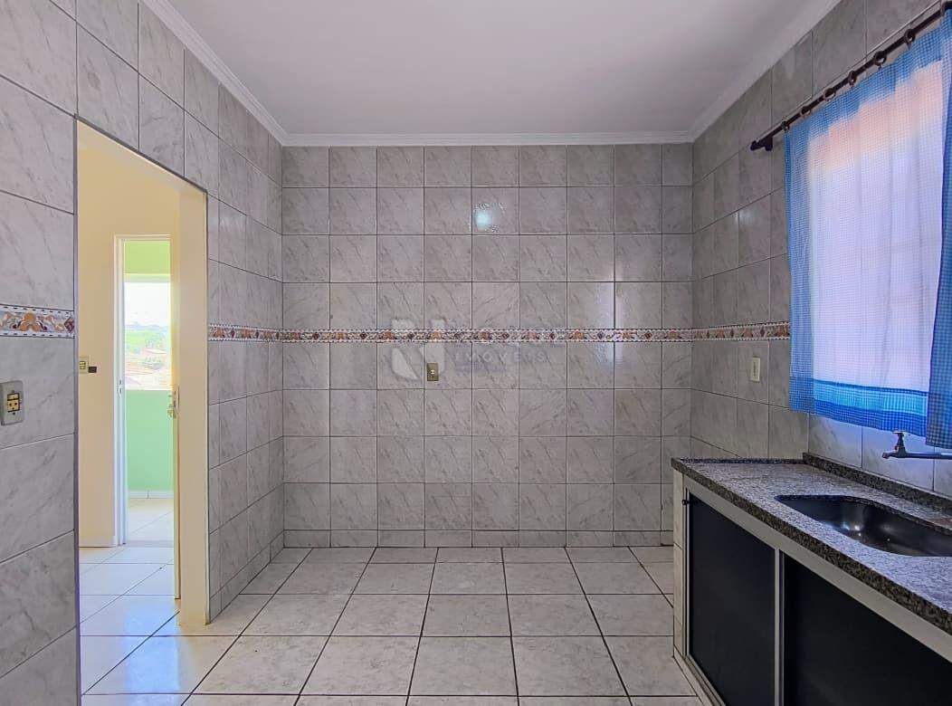 Casa Residencial para aluguel no bairro Vila Queiroz: Cozinha 