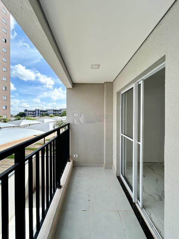 Apartamento para aluguel no bairro Jardim Santa Adélia: Sacada 