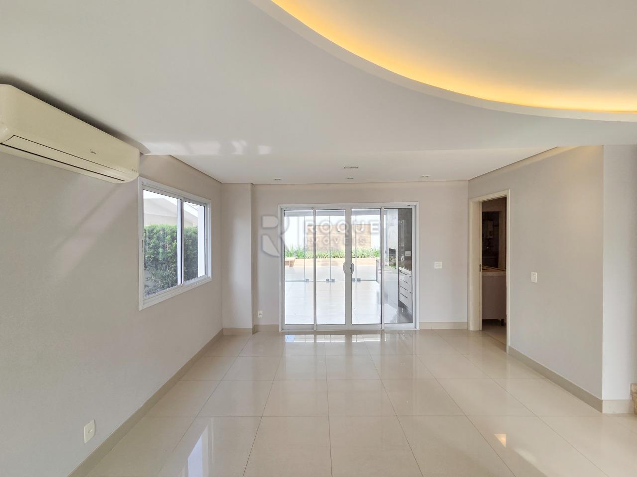 Casa em condomínio para aluguel no bairro Jardim Montezuma: Sala