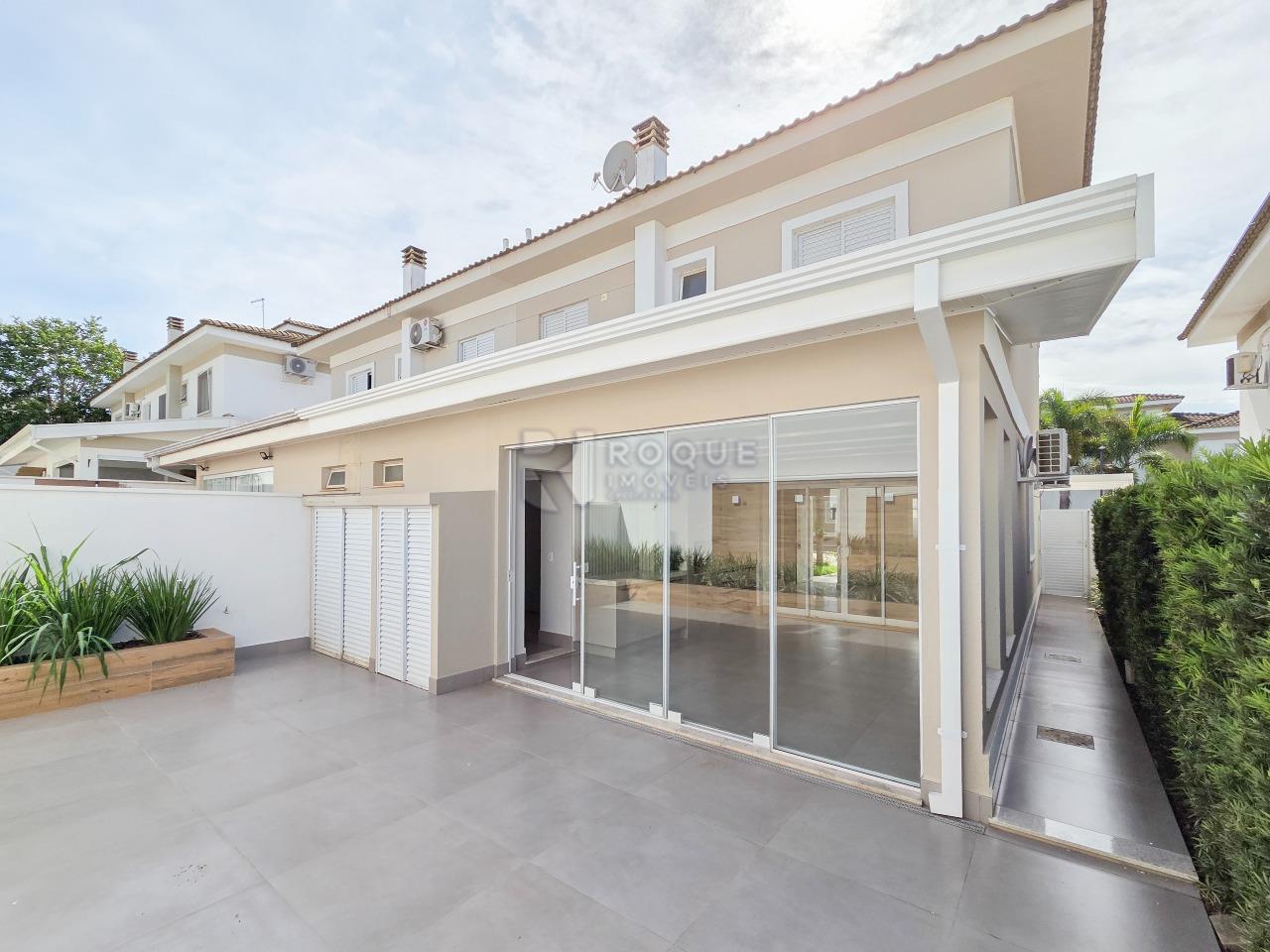 Casa em condomínio para aluguel no bairro Jardim Montezuma: Fundo 