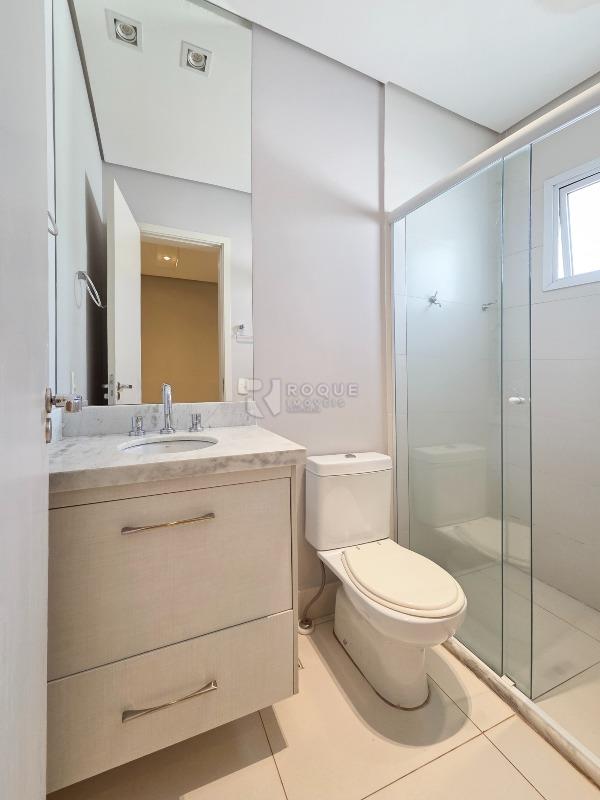 Casa em condomínio para aluguel no bairro Jardim Montezuma: WC Suíte 3