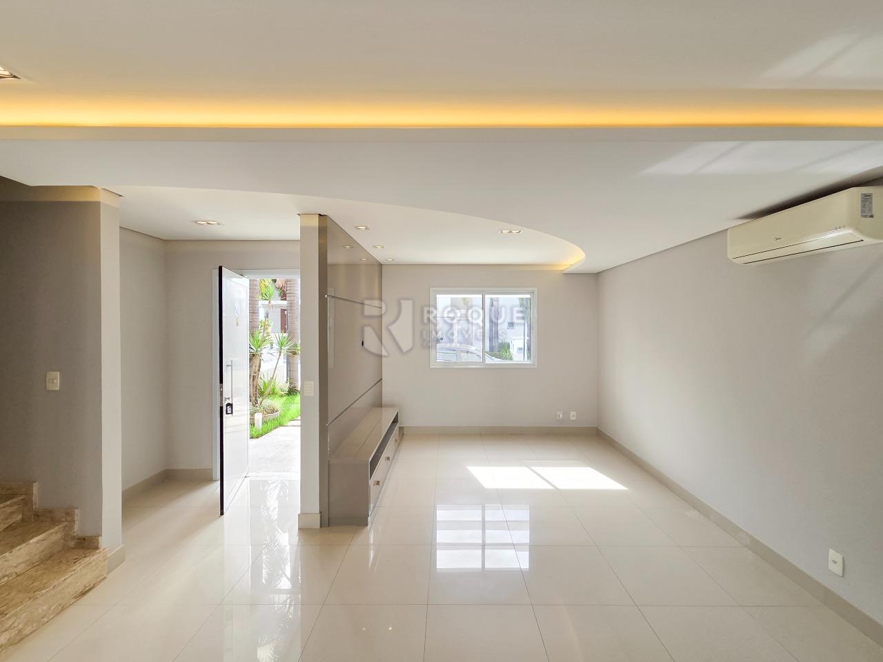 Casa em condomínio para aluguel no bairro Jardim Montezuma: Sala