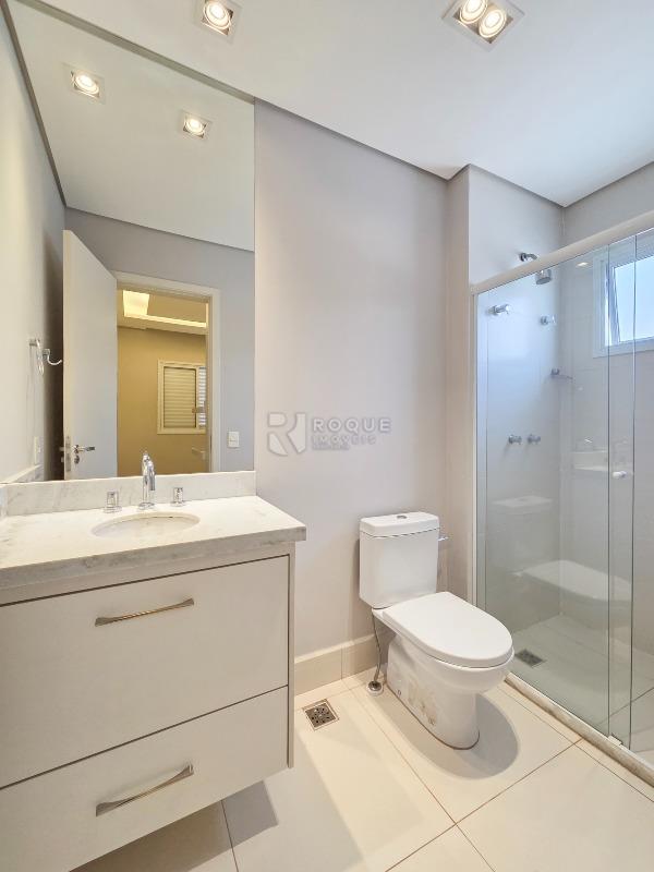 Casa em condomínio para aluguel no bairro Jardim Montezuma: WC Suíte 2