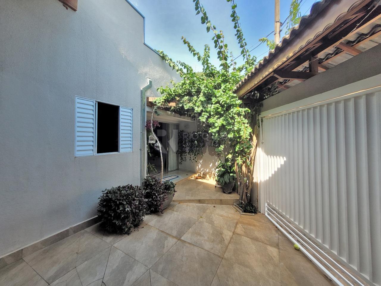 Casa Residencial à venda no bairro Jardim São Manoel: FRENTE