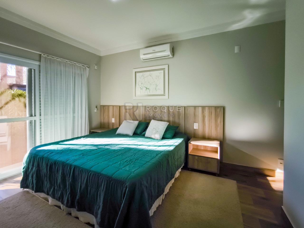 Casa em condomínio à venda no bairro Residencial Casalbuono: SUÍTE