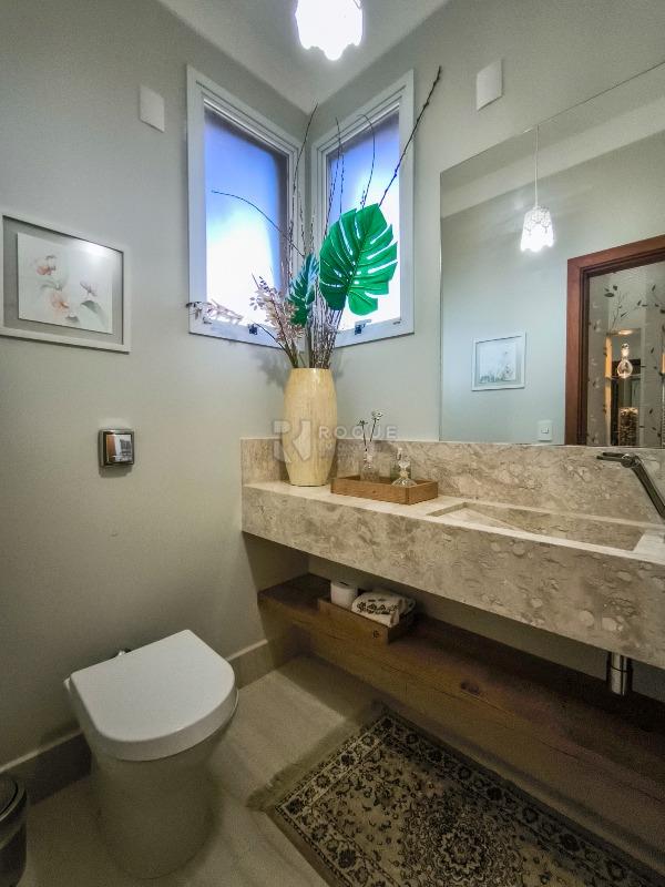 Casa em condomínio à venda no bairro Residencial Casalbuono: LAVABO