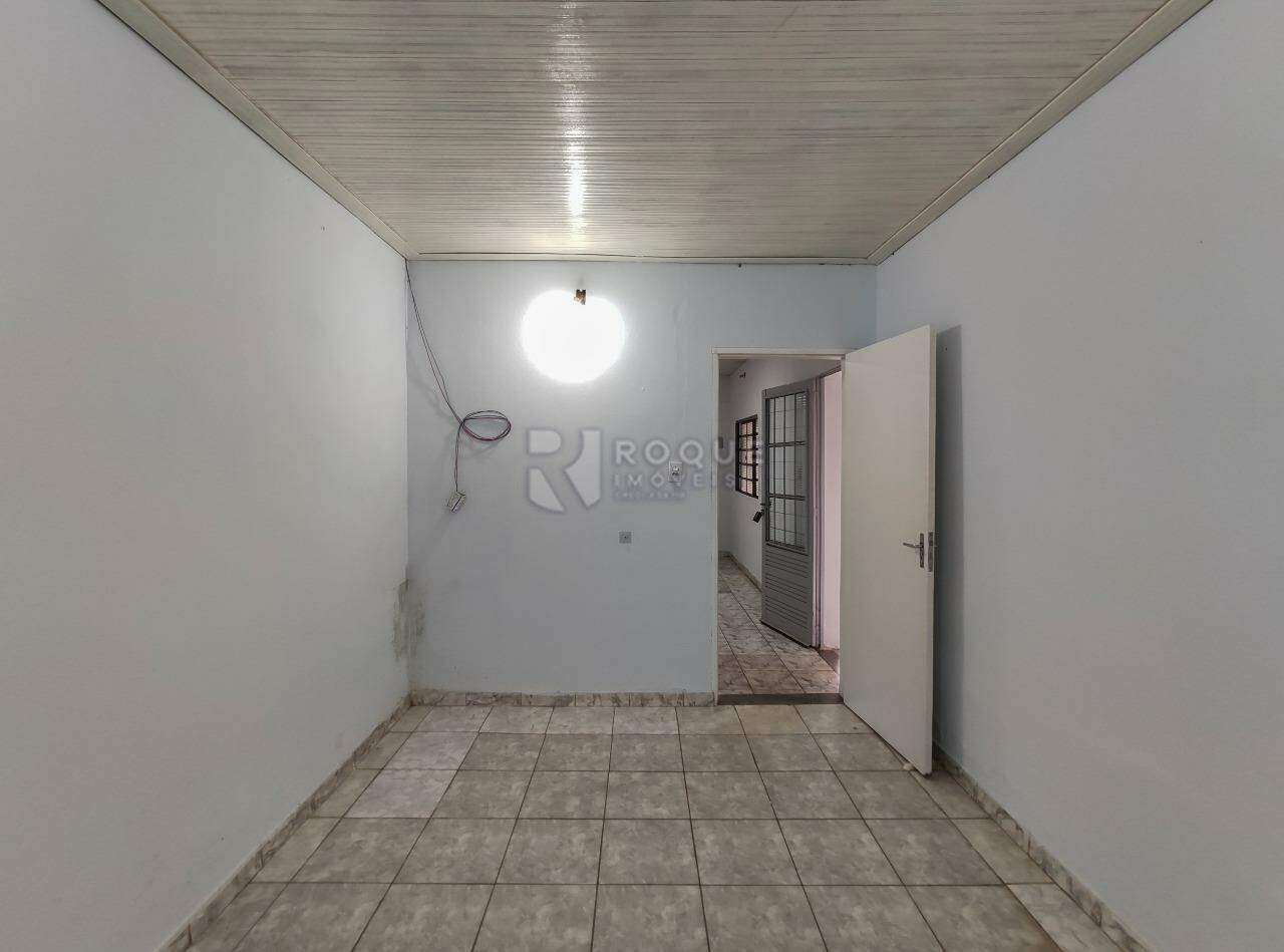Casa Residencial à venda no bairro Jardim Lagoa Nova: Sala