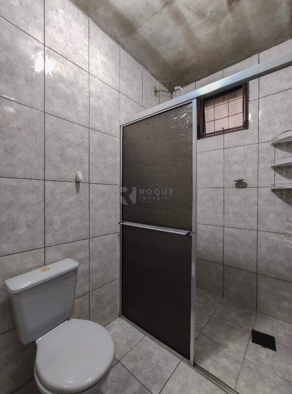 Casa Residencial à venda no bairro Jardim Lagoa Nova: WC suíte 